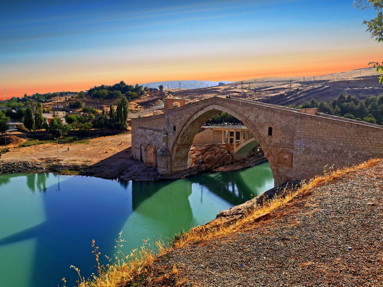 Malabadi Bridge, a 12th Century pointed arch stone bridge spanning the Batman River, Turkey